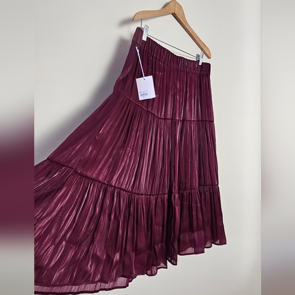NWT LC Lauren Conrad Silky Burgundy Tiered A-Line Midi Skirt Plus Size XXL 1219 - Picture 3 of 14
